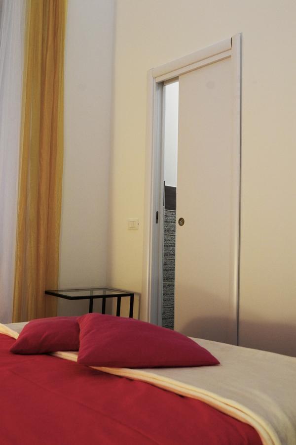 Ariadimare Genua Buitenkant foto