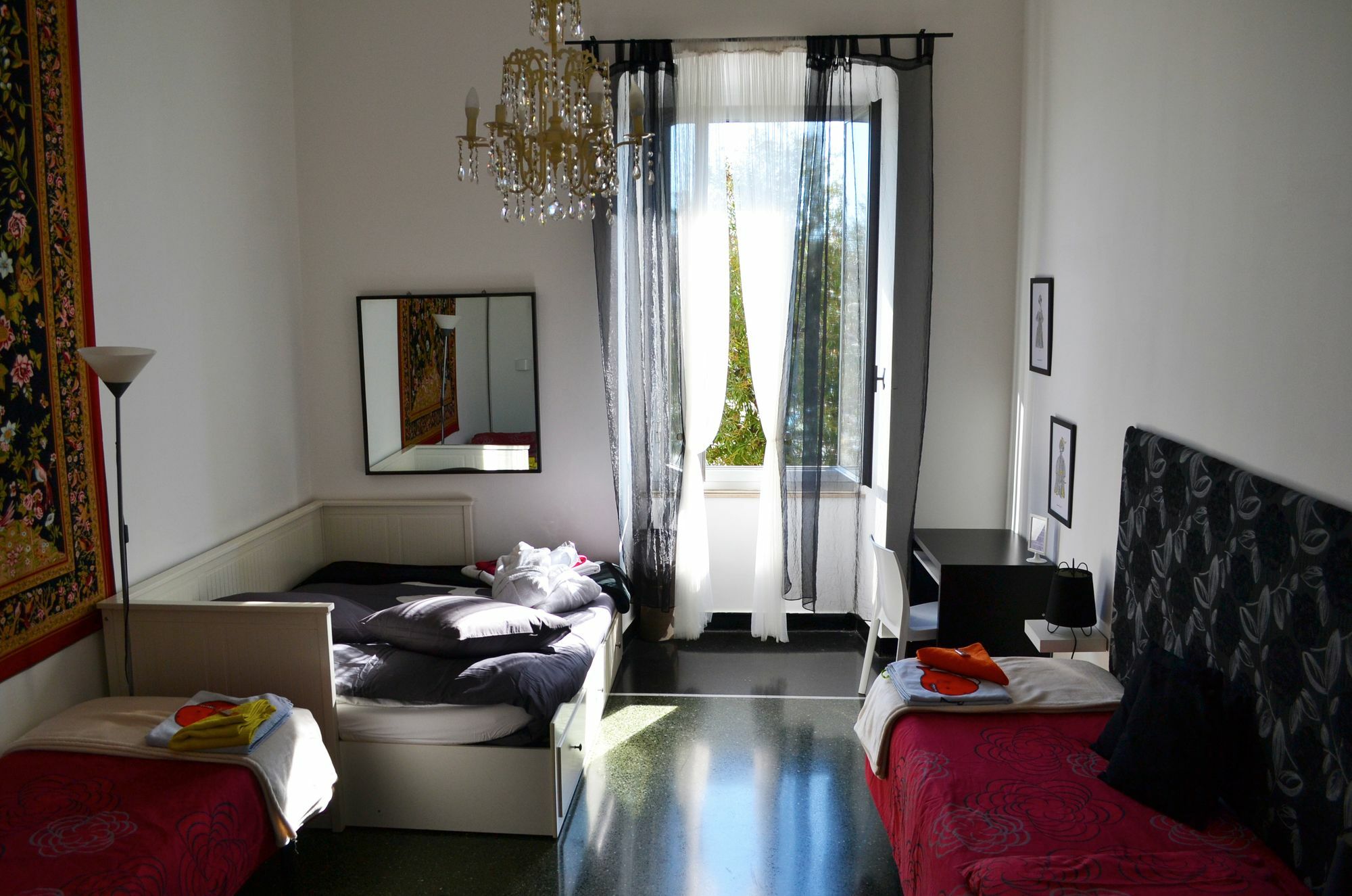 Ariadimare Genua Buitenkant foto