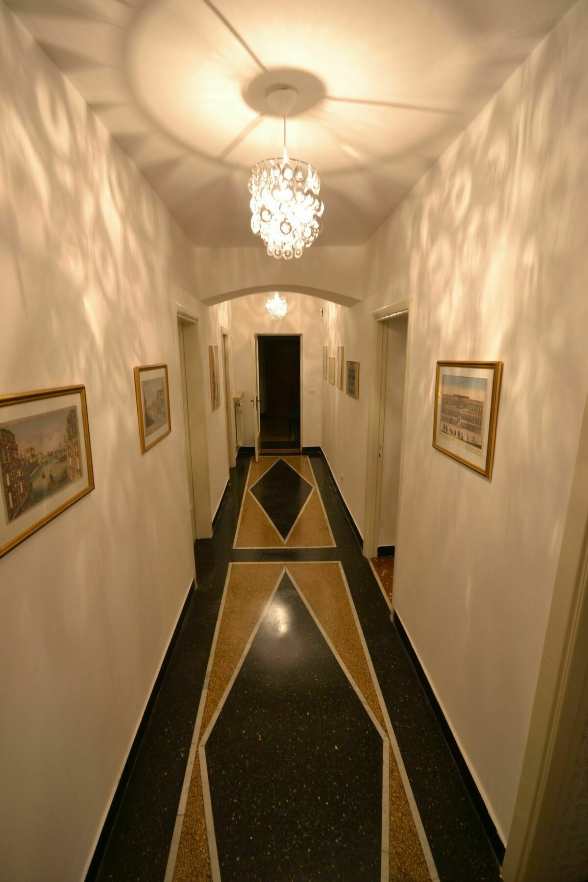 Ariadimare Genua Buitenkant foto
