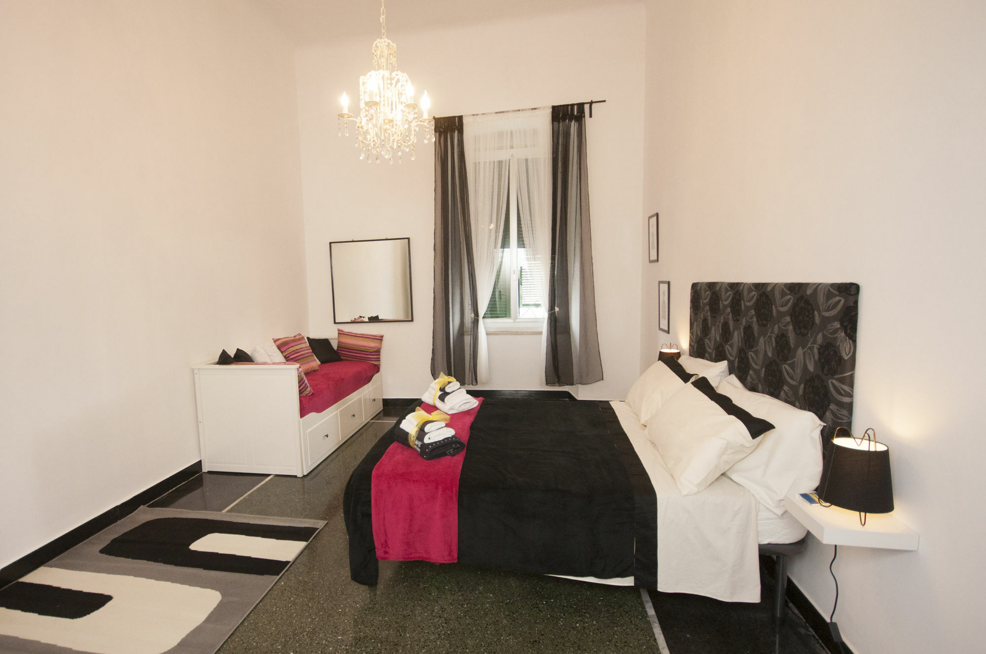 Ariadimare Genua Buitenkant foto